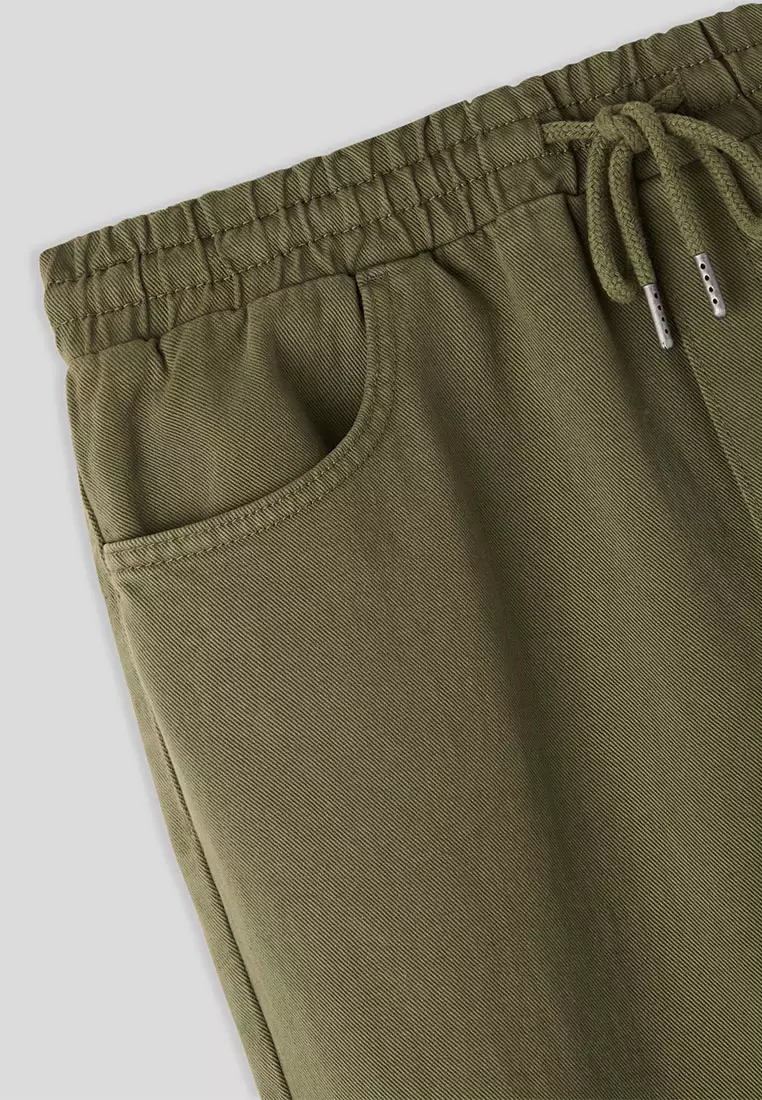 Man Long Pants