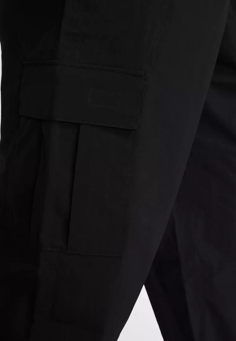 Club Woven Cargo Pants