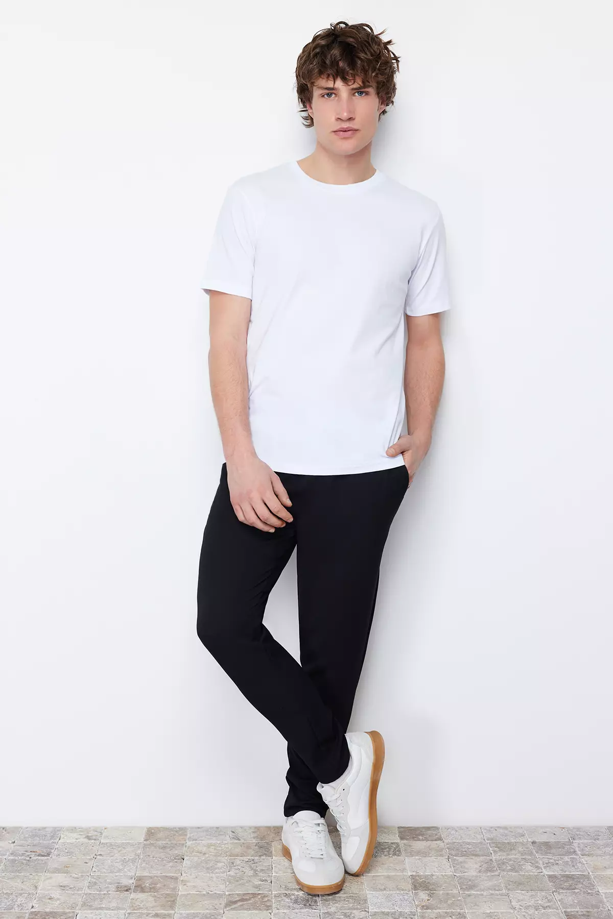 Basic Crew Neck Slim Fit T-Shirt