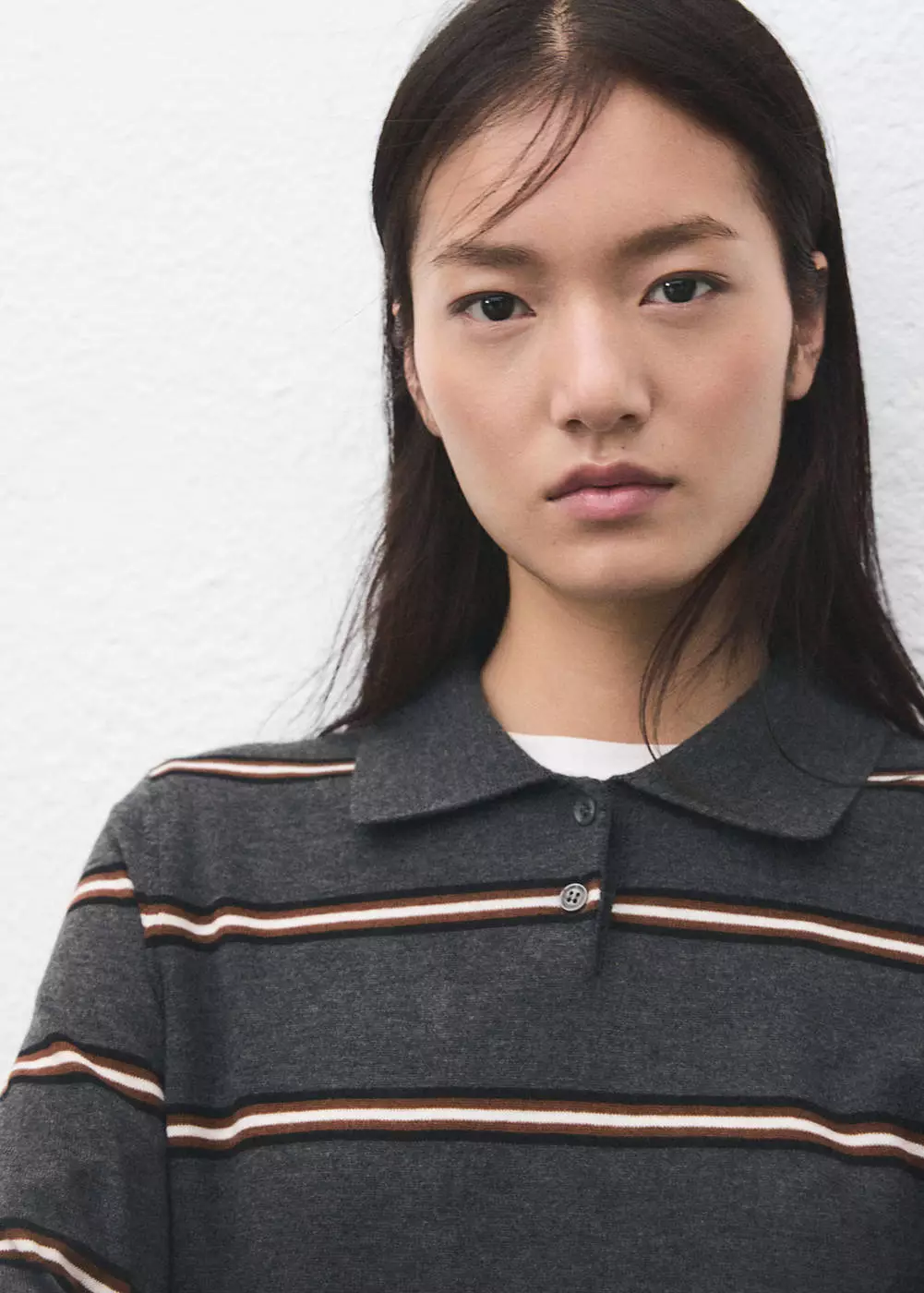 Sweater kerah polo garis-garis