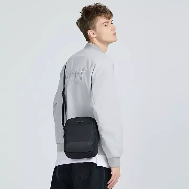 Arctic Hunter K00063 Tas Selempang Pria Shoulder Sling Bag Pria - BLACK