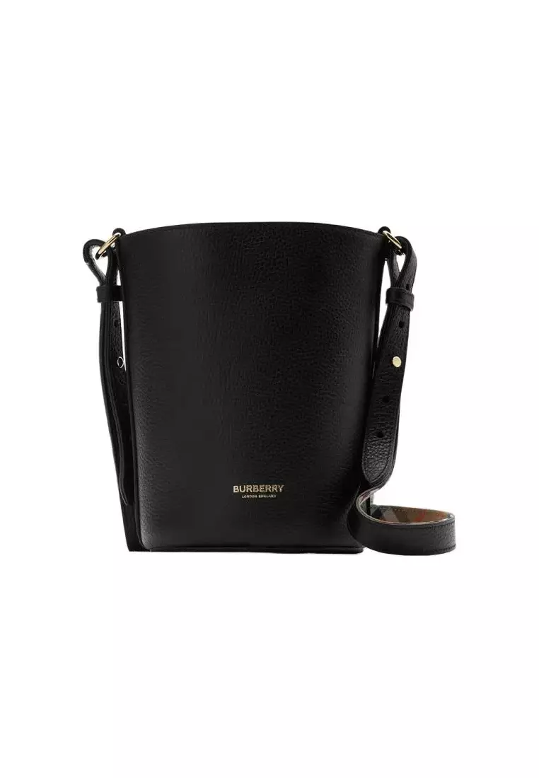 Buy Burberry Women's Single Shoulder Bag in Black 80840351 2026