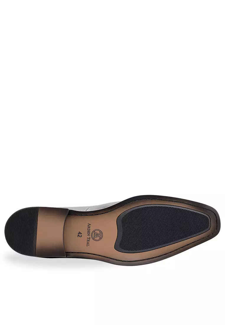 Pergamino Black Tassel Loafer