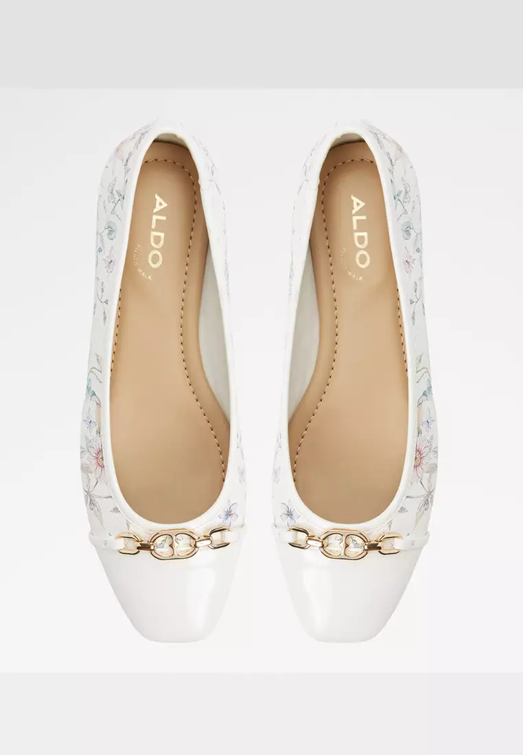 Krishelle Ballet Flats