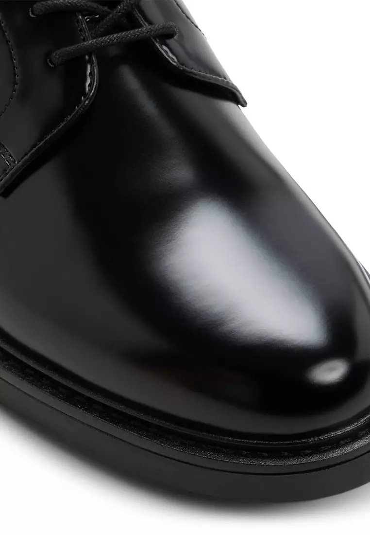 Alvarado Derby Shoes