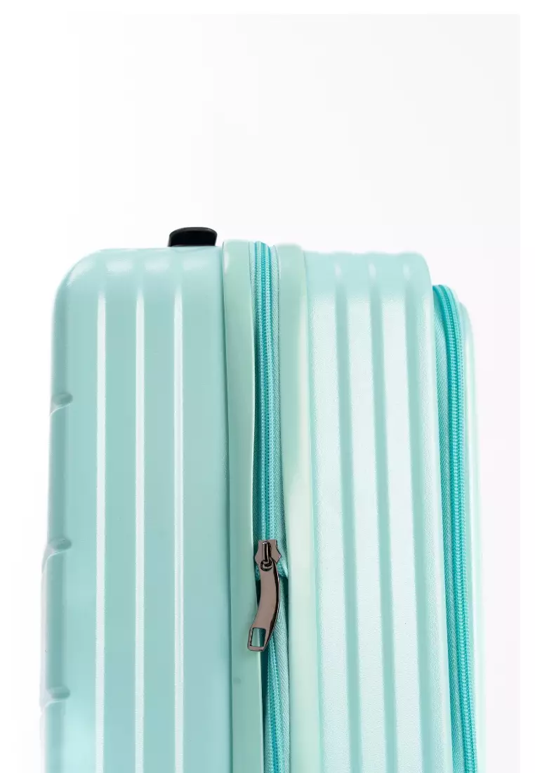 Alpha 16" Junior Hard Case Luggage Mint