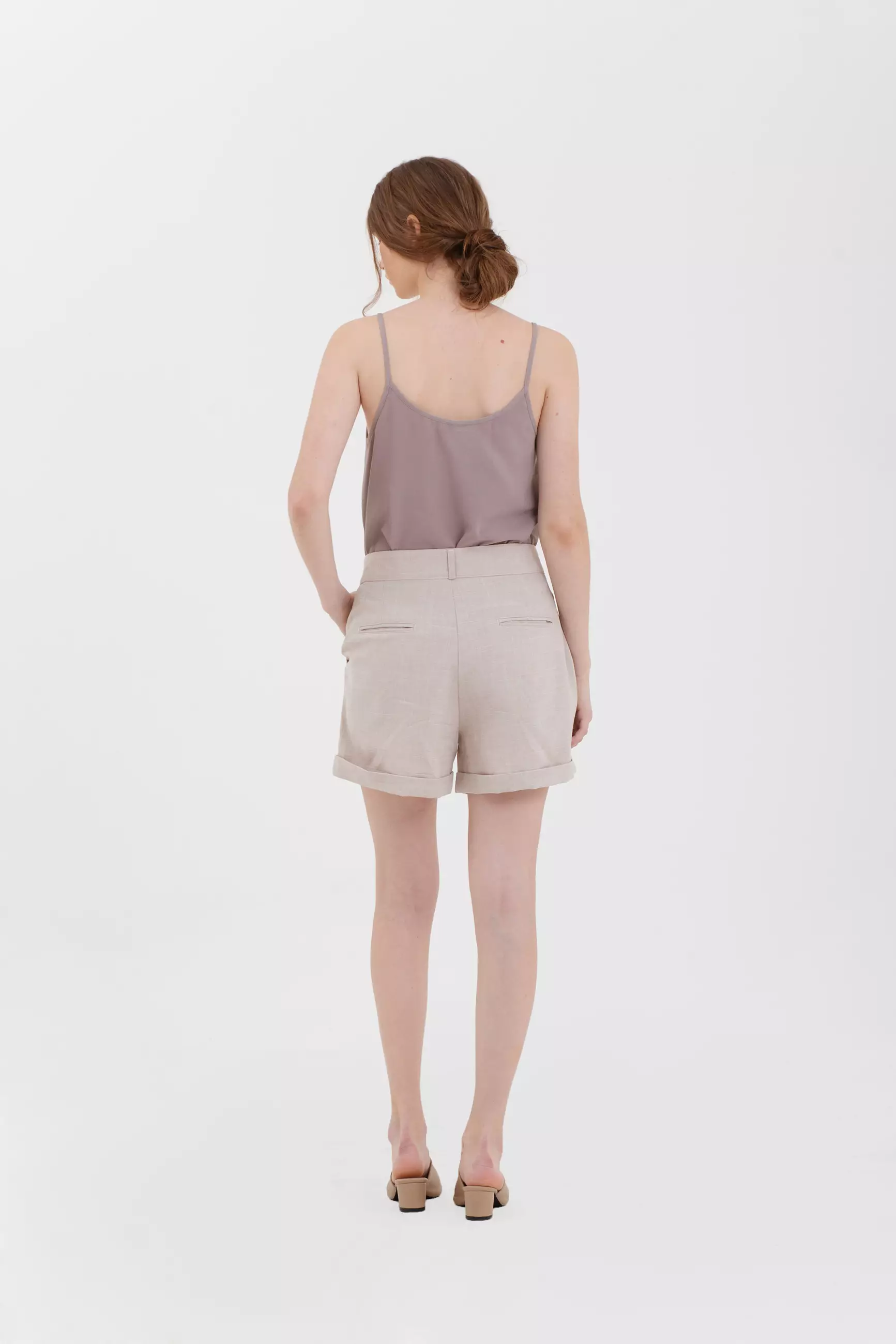 Celana Pendek Wanita Sissy Khaki