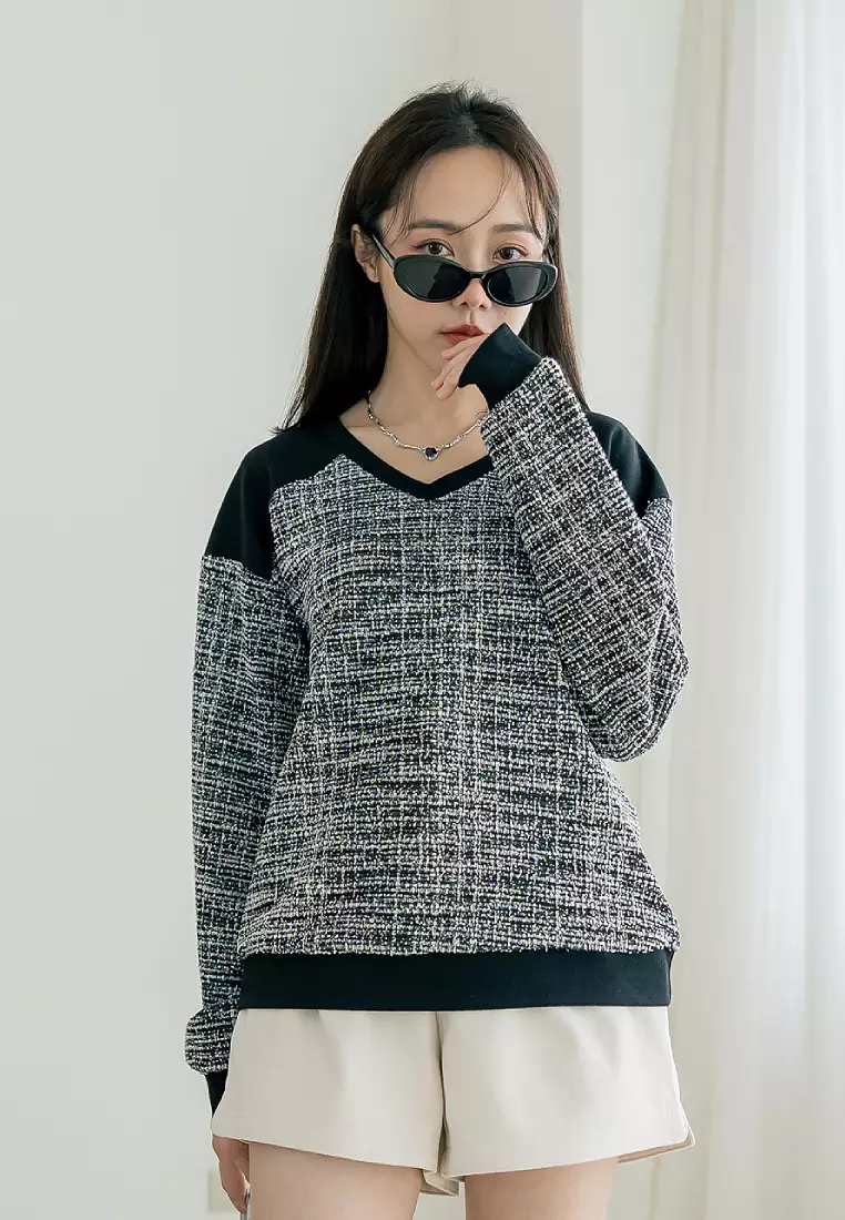 Metallic-Detail V-Neck Top [AB19943]
