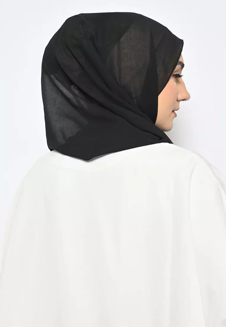 Pasmina Voal Gucci Jahit Tepi Black