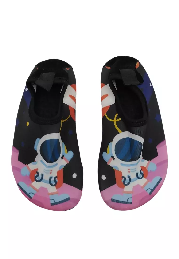 Discount on Raising Little  shoes - SKU: Kurong Shoes Swimwear