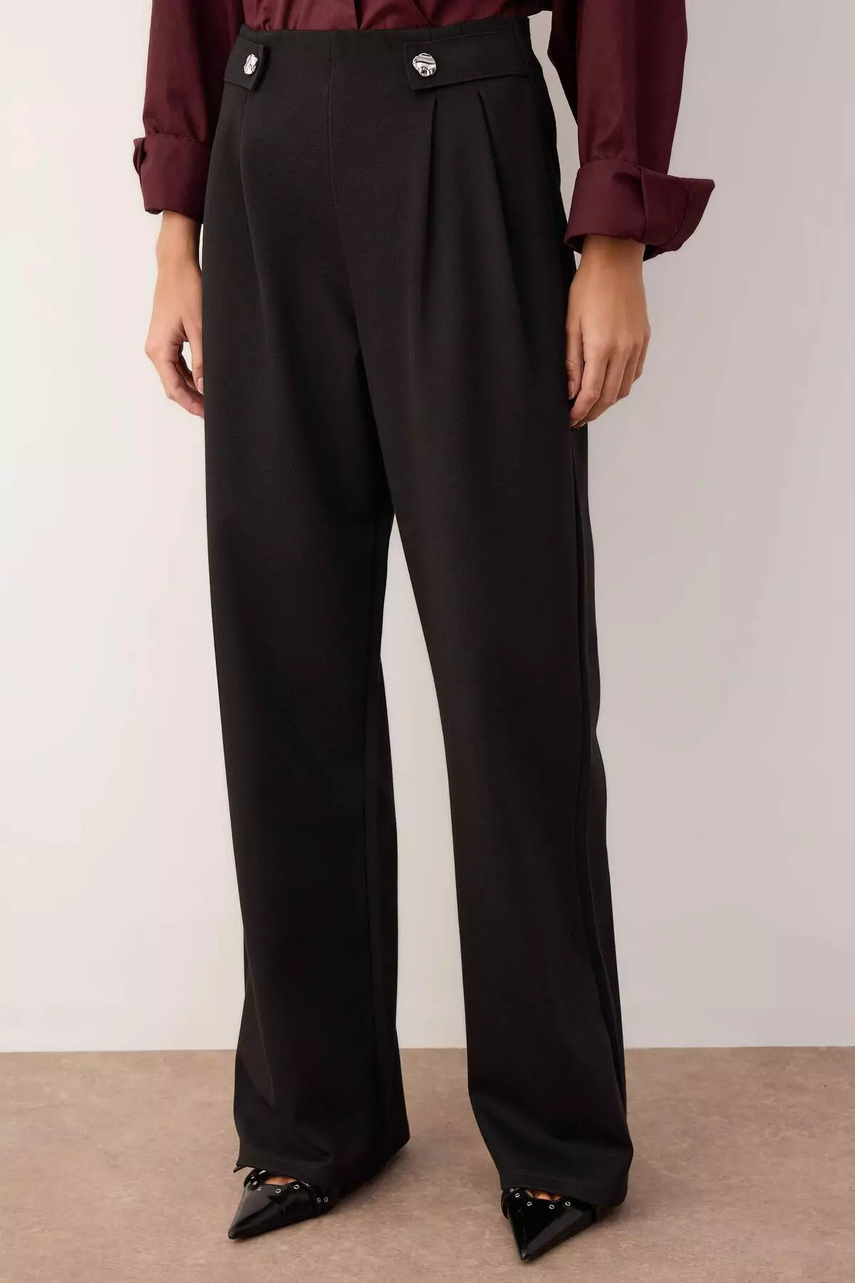 Black Diagonal Pleated Buttoned Wide Leg Knitted Trousers