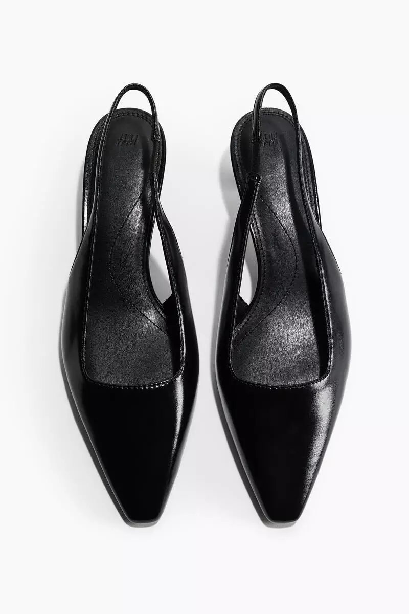 Kitten-heeled slingbacks