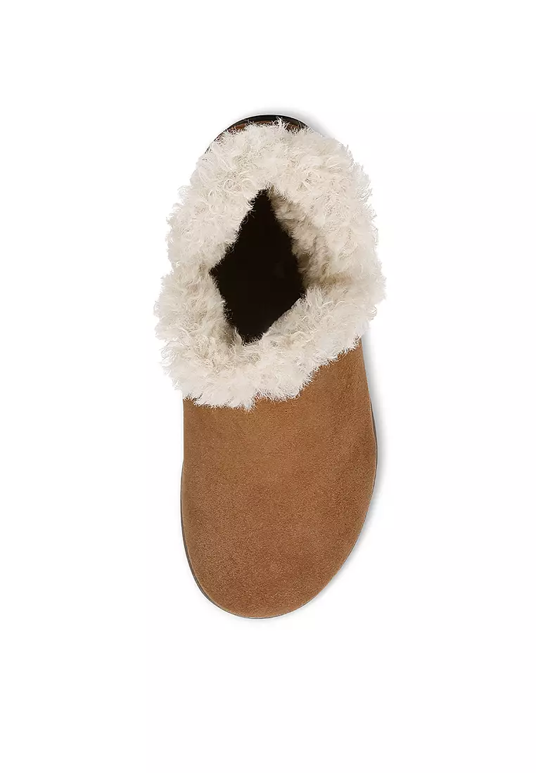 Indulge Unwind Bootie Womens Shoes