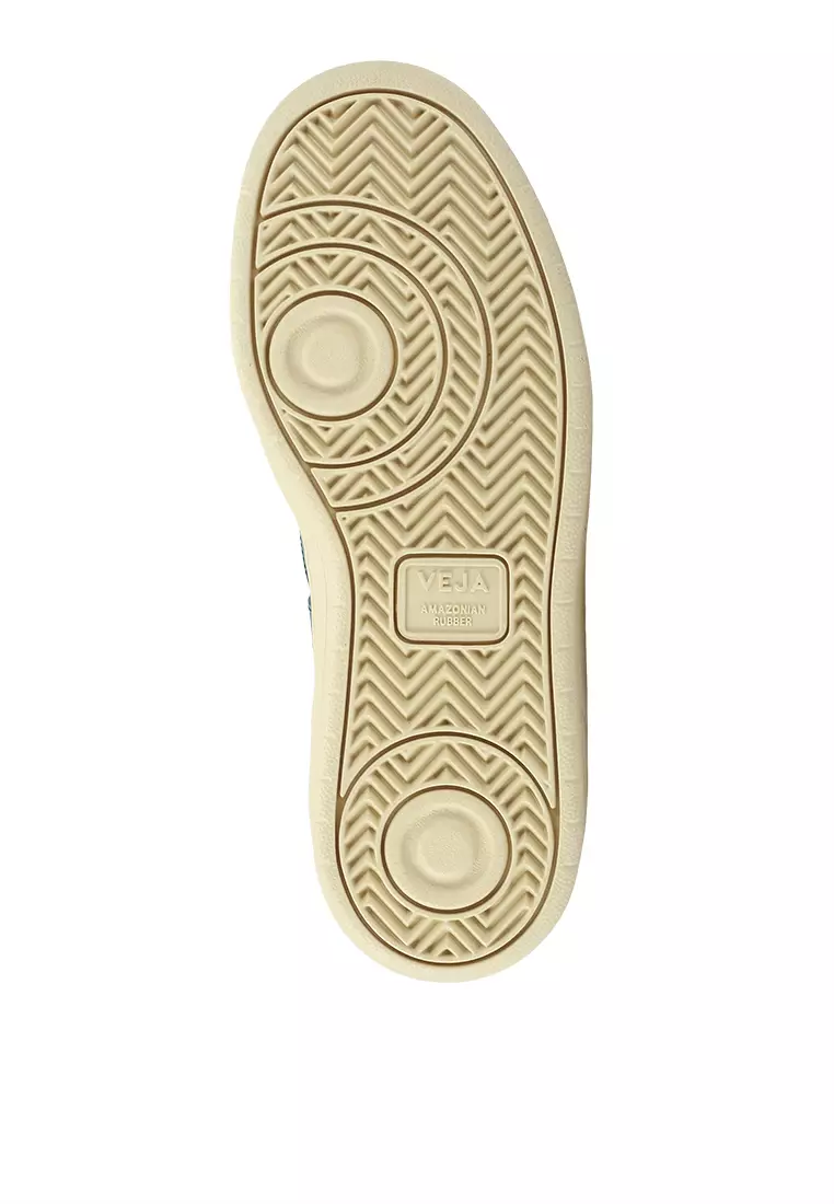 V-10 CWL Sneakers