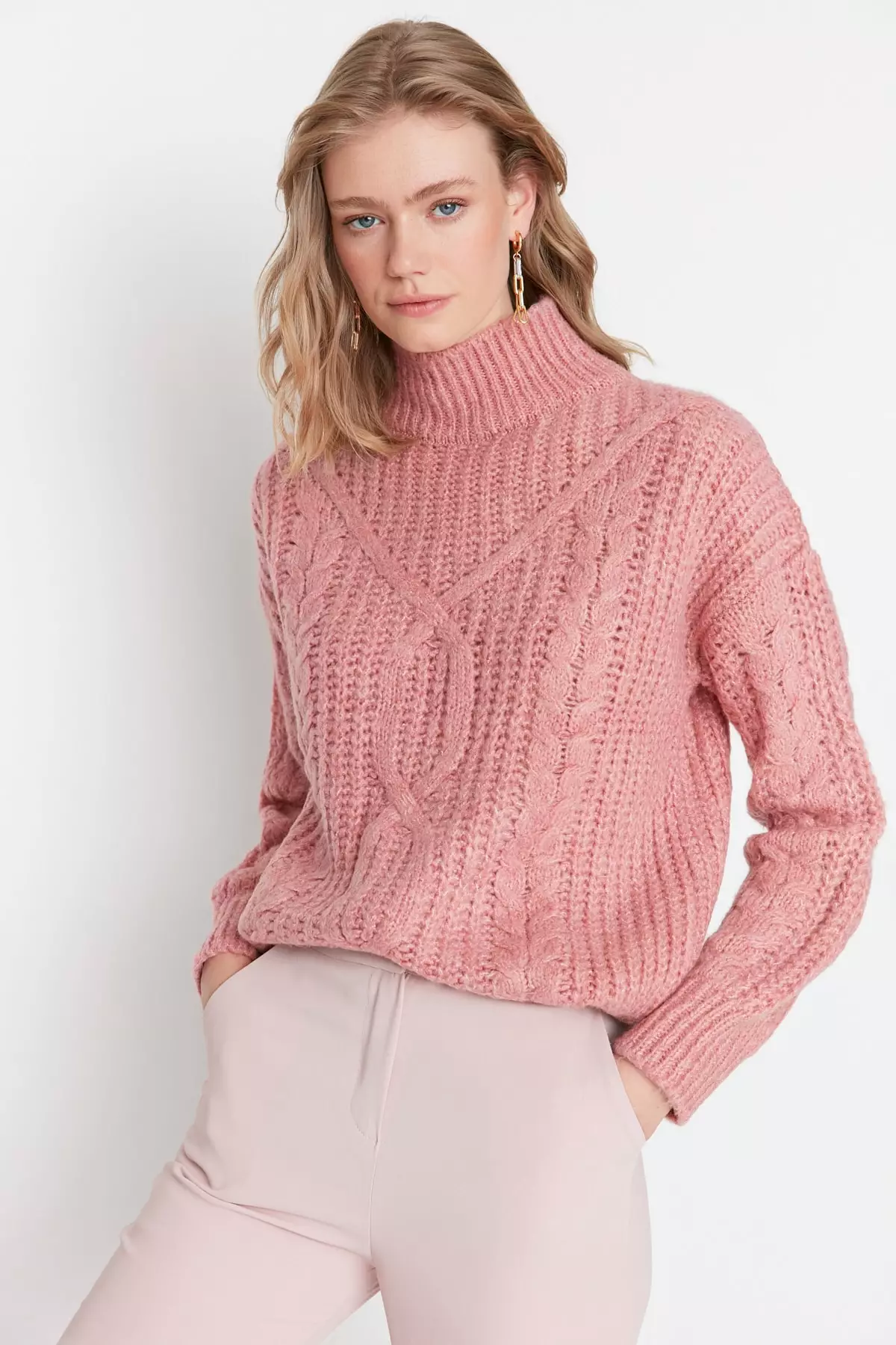 Pullover cable knit sweater discount