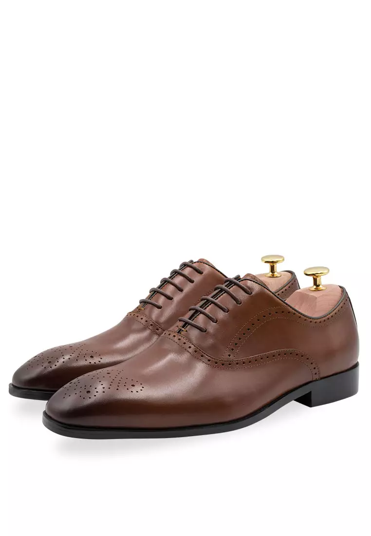 Medallion cheap toe oxford