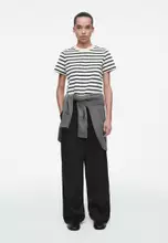 NAVY / WHITE / STRIPED