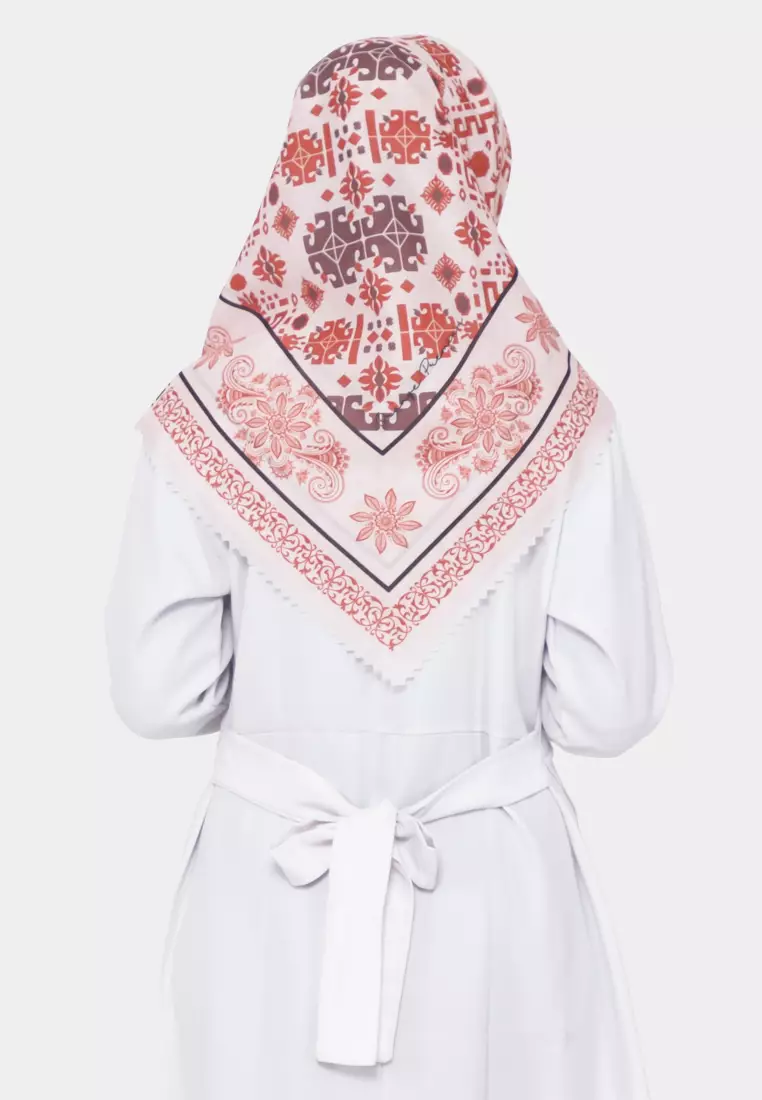 Hijab Motif Ethnic Gorontalo Segiempat Lasercut - Rust Brick