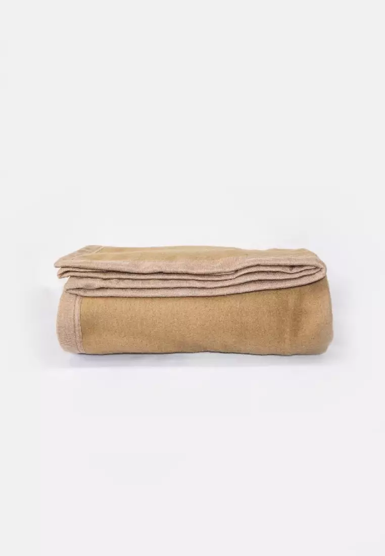 Buy DOYLE & FURNHAM Weighted Fleece Blanket Double 2024 Online ZALORA