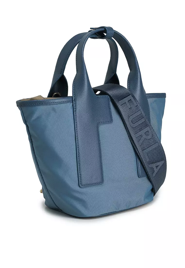 【送料&関税込】Furla Piuma S Tote Furla Piuma S Tote Bag (nt) 2025 | Buy Furla Online | ZALORA