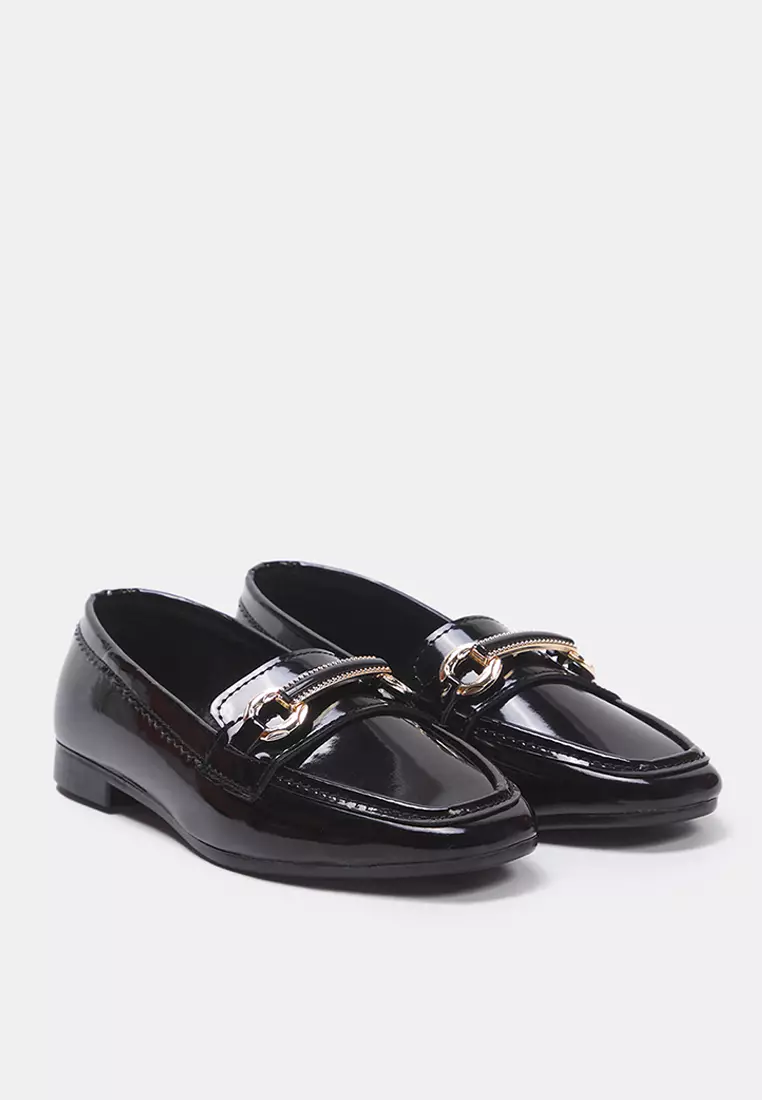 Black Metal Accessories Detailed Patent Leather Extra Comfortable Women Loafer Shoes Takss25La00015