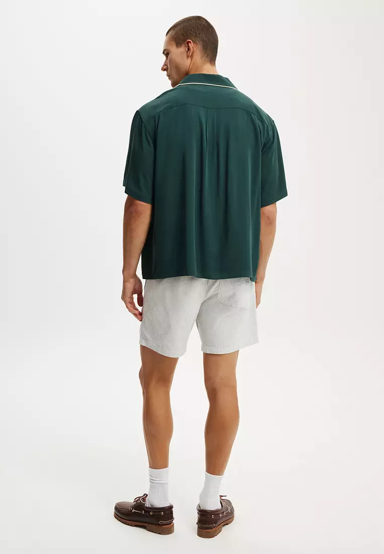 Easy Shorts