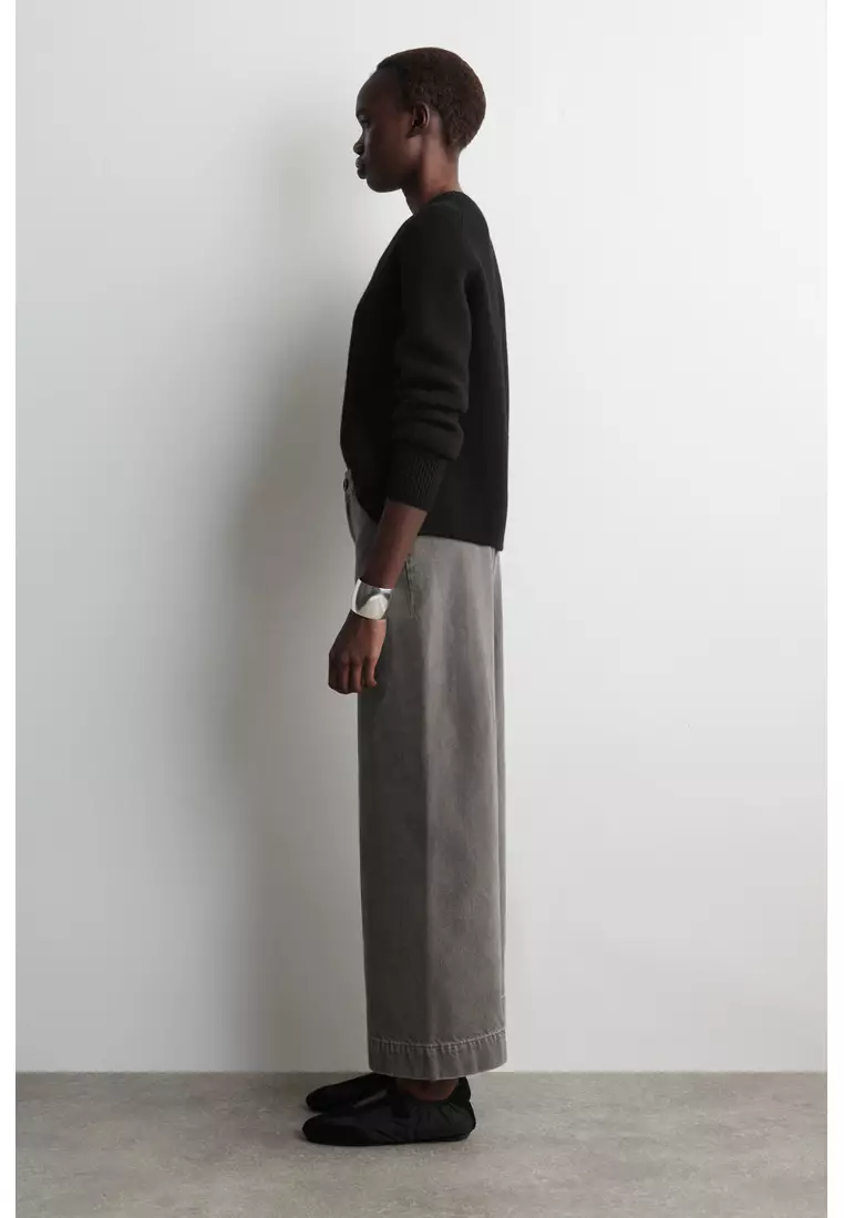 CROPPED WIDE-LEG DENIM TROUSERS