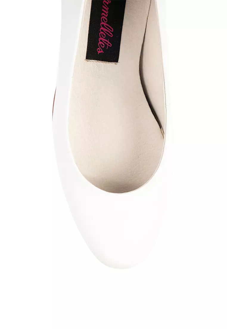 Low Heel Leather Pumps