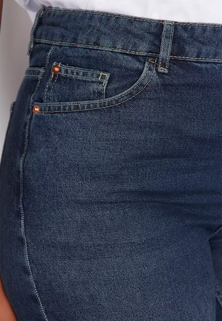 Plus Size Wide Leg Jeans