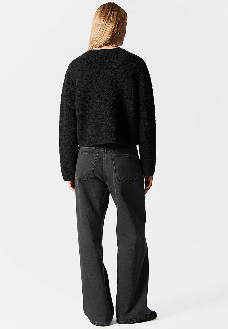 Relaxed Wide-Leg Jeans