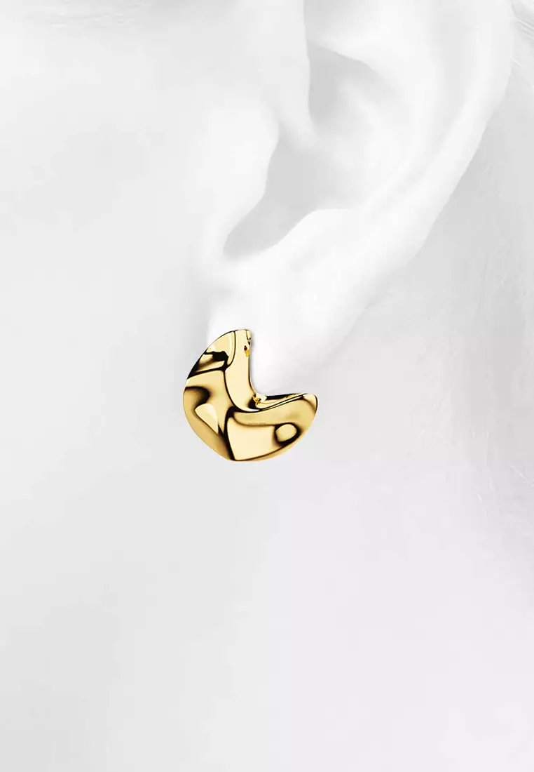 Texture Tiny C-Hoop Earrings in Gold