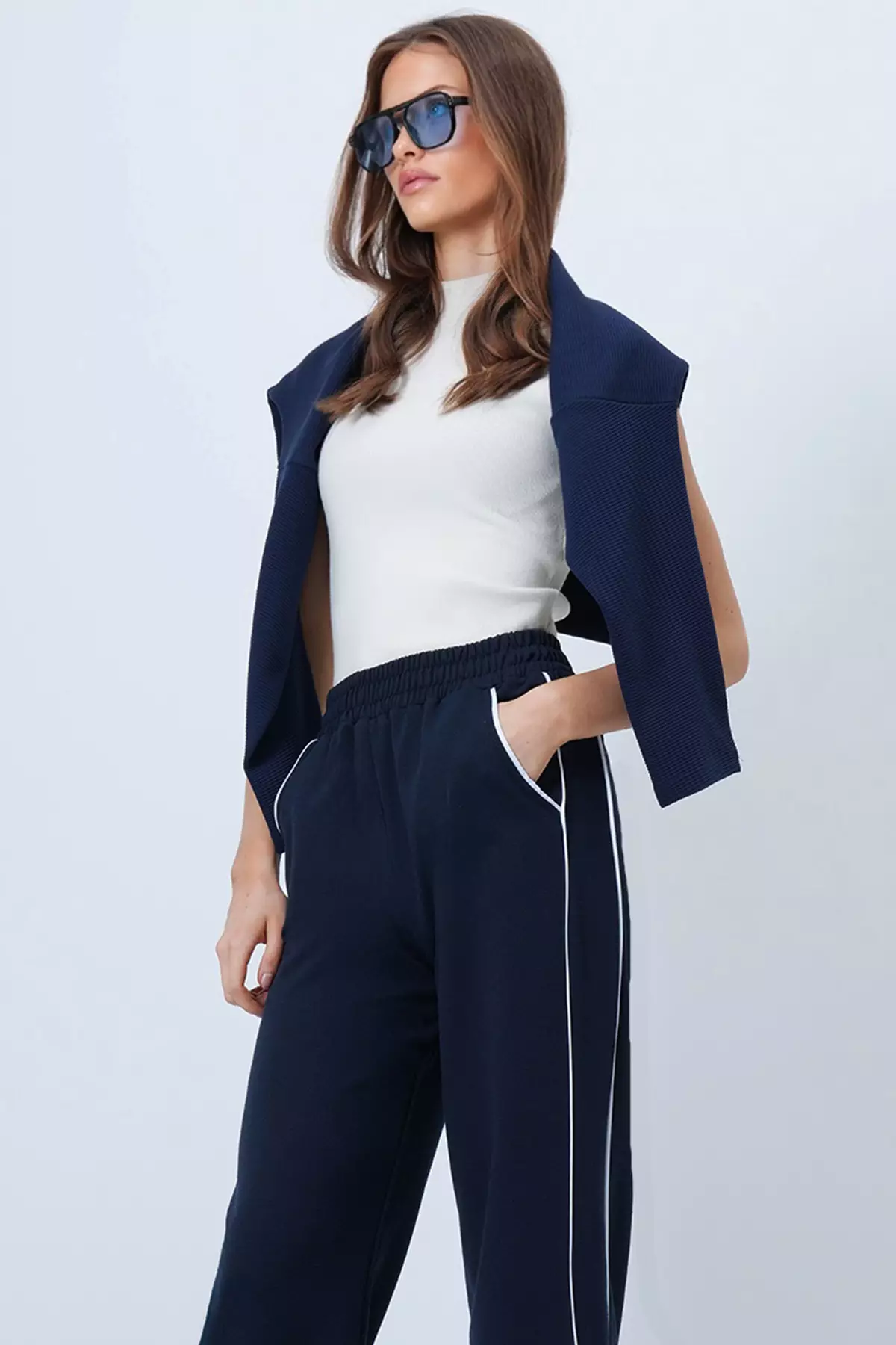 Navy Blue Wide Leg Sweatpants With Piping Detail And Elastic Waist Alc-X14611
