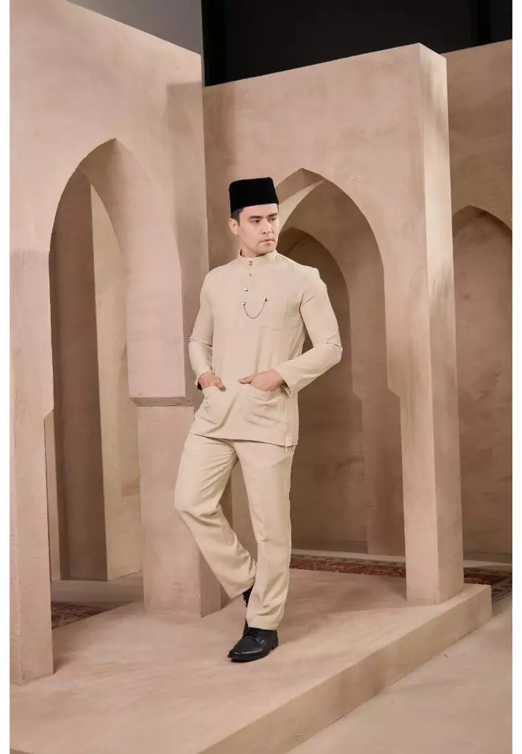 Baju Melayu Mahkota