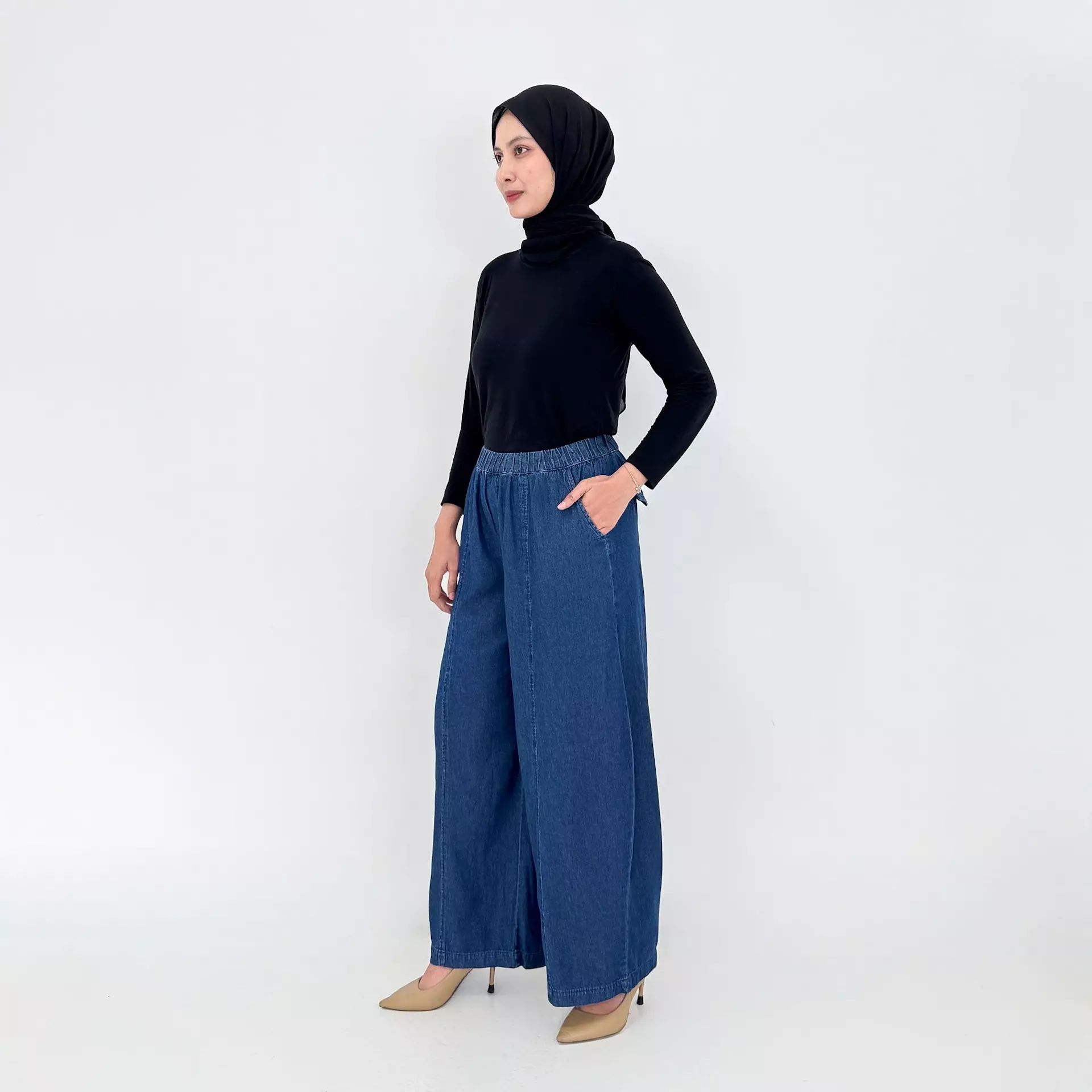 Celana Panjang Muslim Wanita DYA BARREL DENIM PANTS