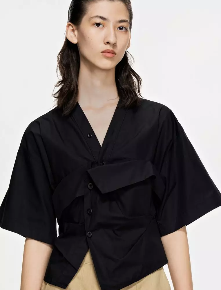 V領寬鬆極簡前衛極簡通勤短袖襯衣