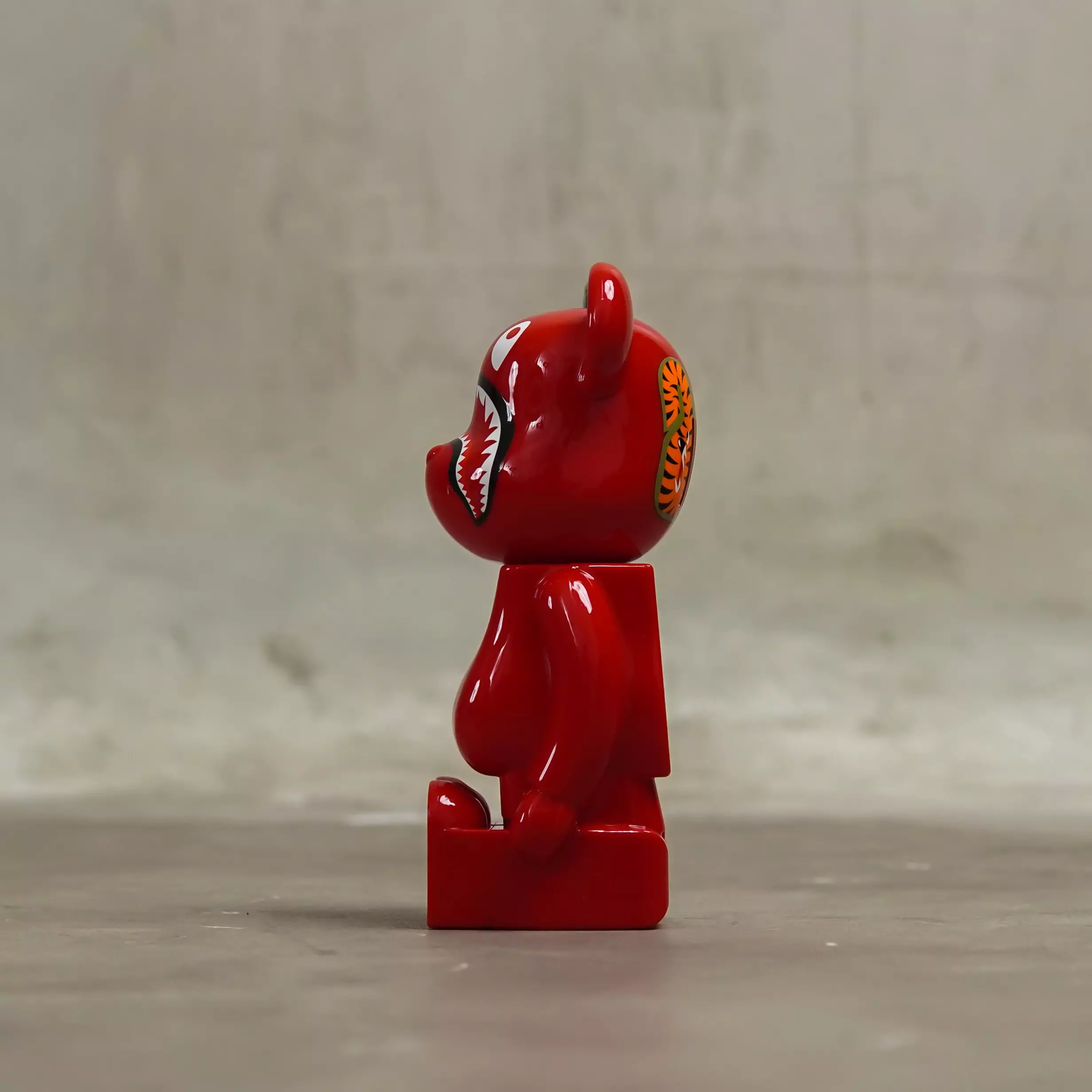 BAPE X BEARBRICK SHARK CAMO RED FRAGRANCE 100% ORIGINAL