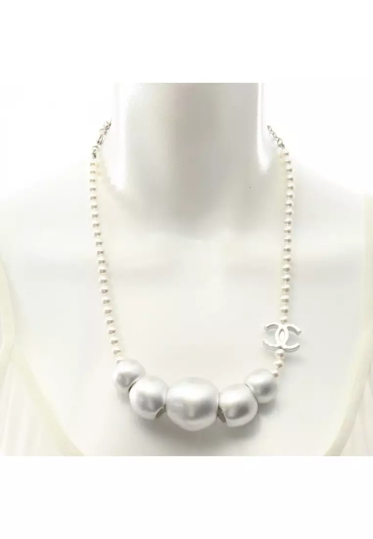 Pre-Loved Chanel coco mark necklace Fake pearl Silver ivory B25C