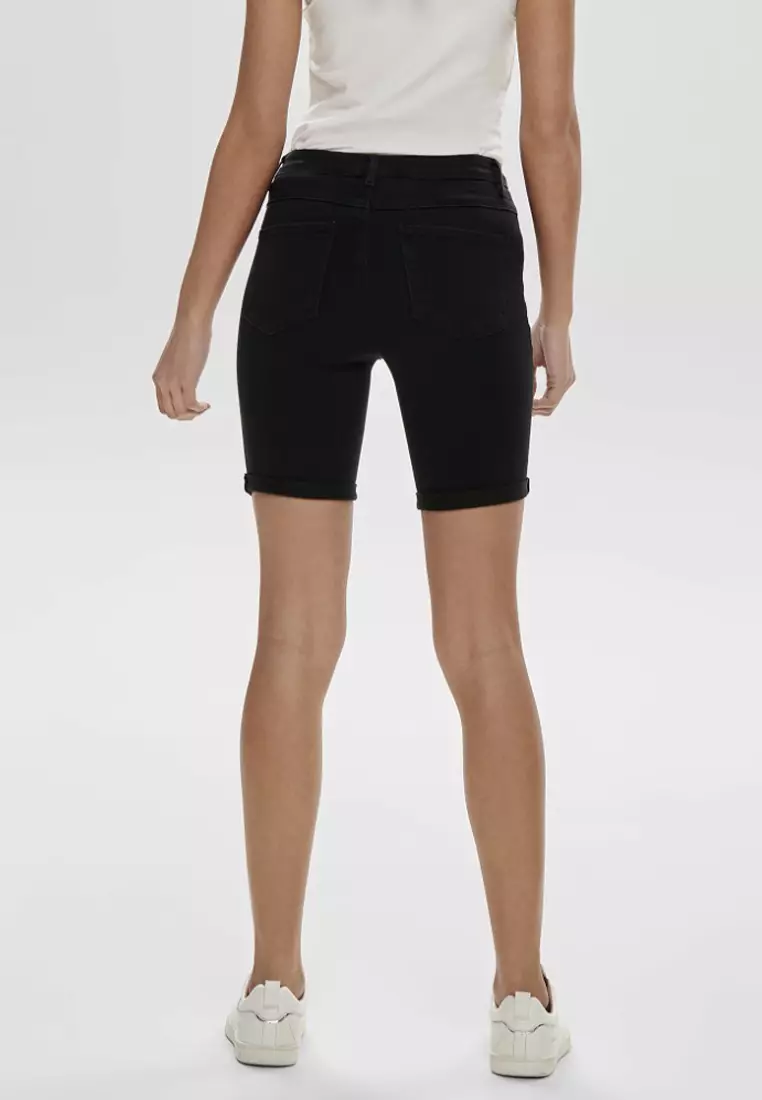 Rain Life Mid Long Shorts