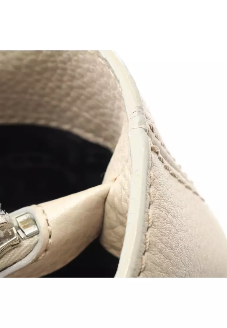 Pre-Loved Celine boogie bag Handbag leather off white