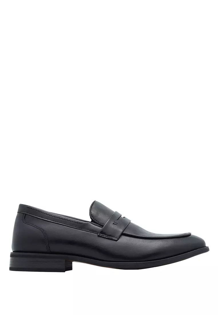 Discount on Kenneth Cole  shoes - SKU: Wrenly Penny Loafer
