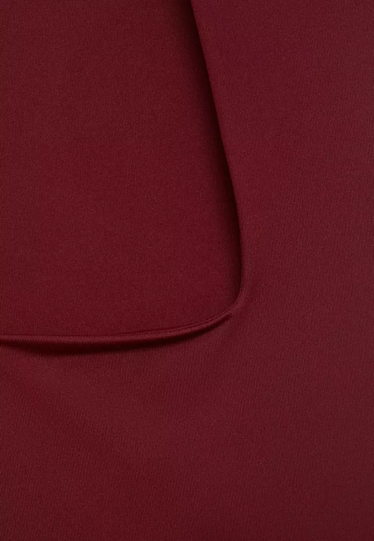 Fitted Top With Wide Straps