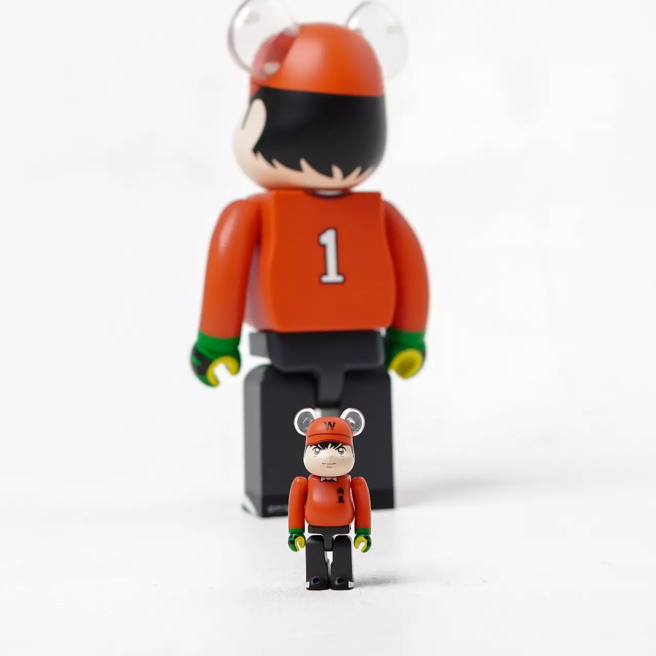 BEARBRICK CAPTAIN TSUBASA 400 100 100% ORIGINAL - 400% 100%