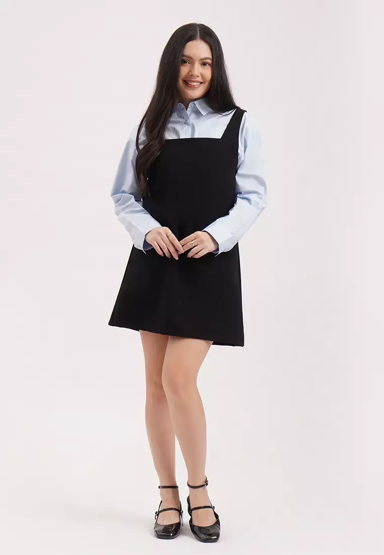 Sleeveless pinafore dress top
