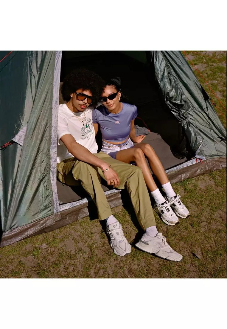 9060 Classic Lifestyle Shoes