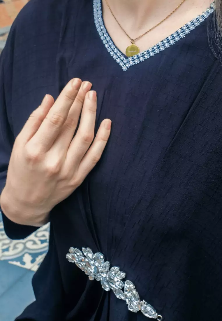 Urban Exchange Saira Kaftan Hitam- Gamis Kaftan Hitam Lengan 3/4 Warna Black