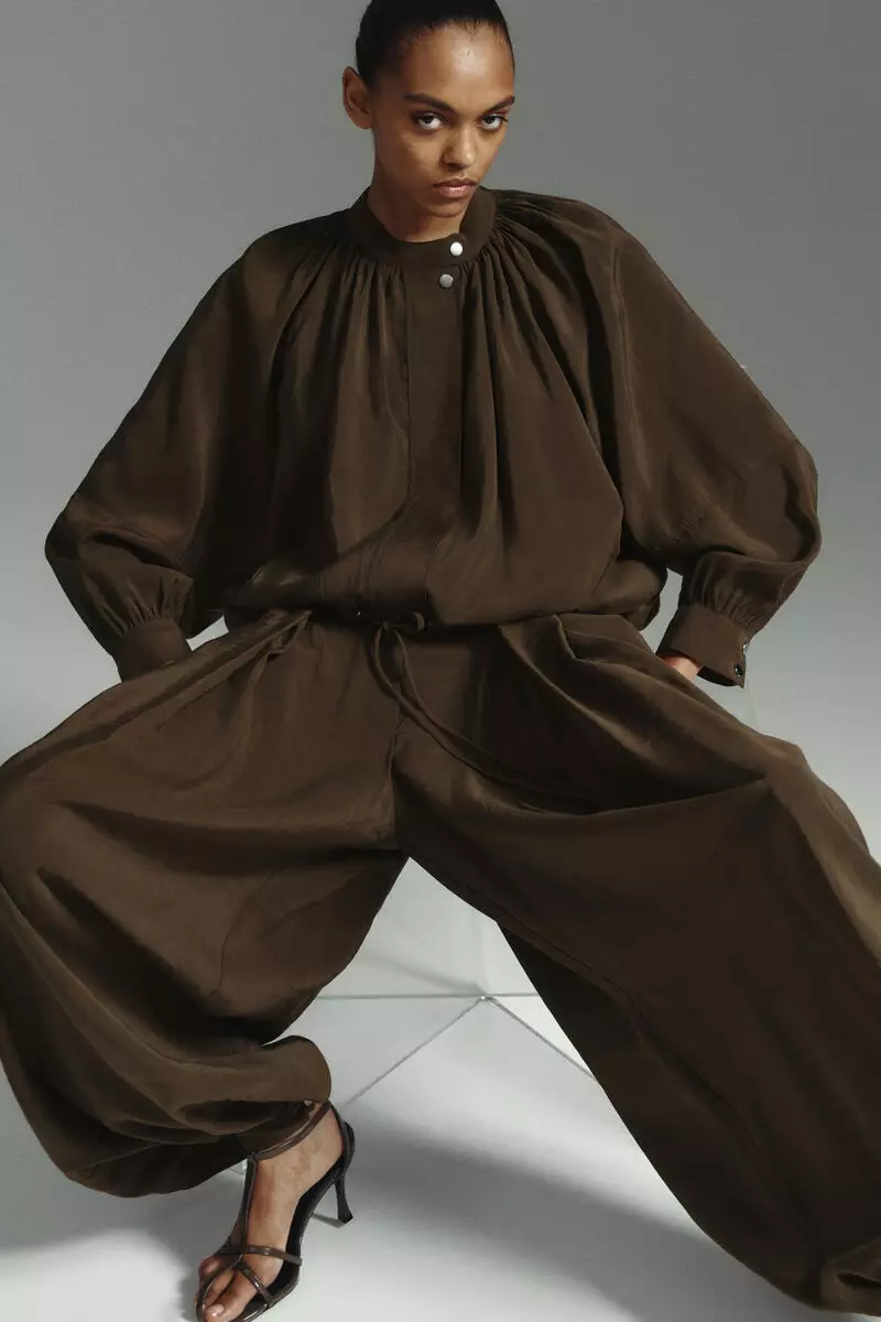 Balloon-leg modal trousers