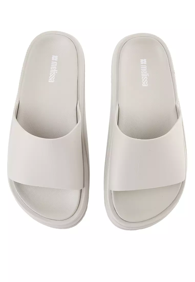 Beach Slide Bold Ad