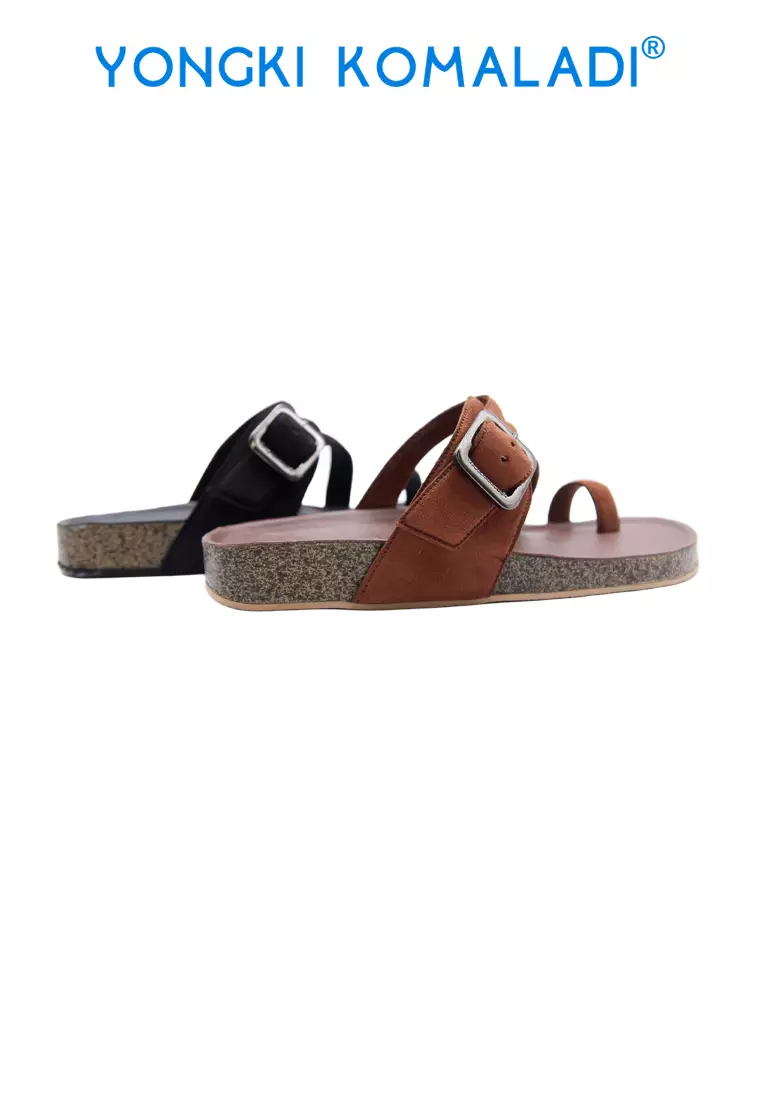 YONGKI KOMALADI KHAYA SANDAL OL-KVN4696-BE HITAM