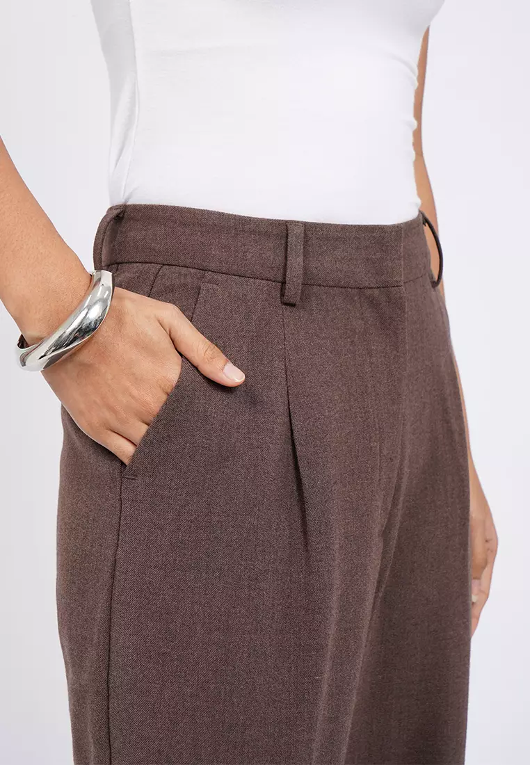 Loose Straight Pants with Front Pleats