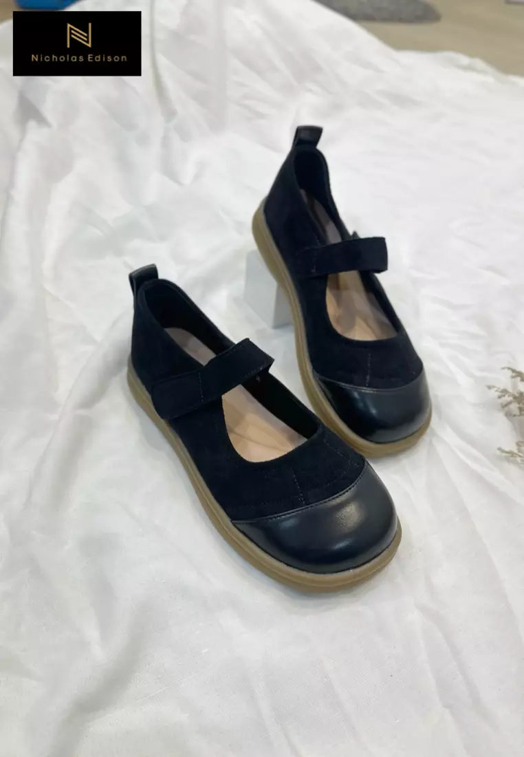 Flat Edlyn Black